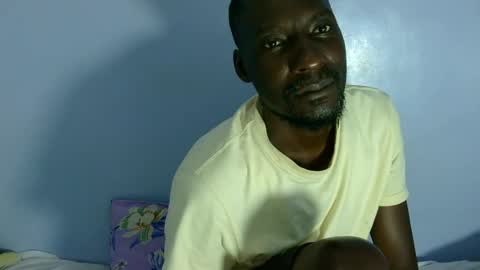 giant_couple online show from July 12, 1:36 pm