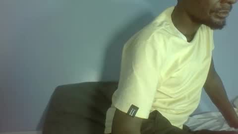 giant_couple online show from May 2, 1:55 am