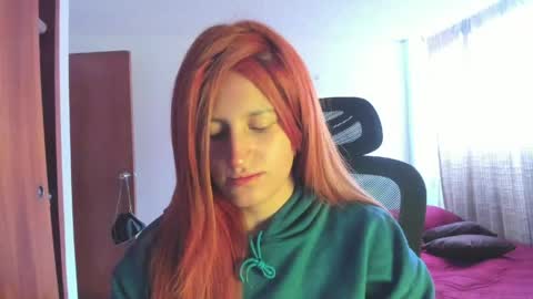 GiaRoussel online show from April 24, 4:20 pm