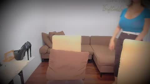 Ms. Abby                    -  IF YOU DEMAND  I DEMAND ASWELL- online show from June 19, 1:11 am