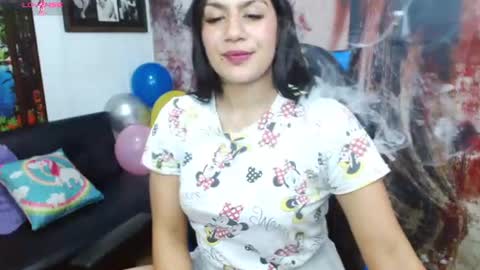 Gigi 3 online show from June 19, 9:32 pm