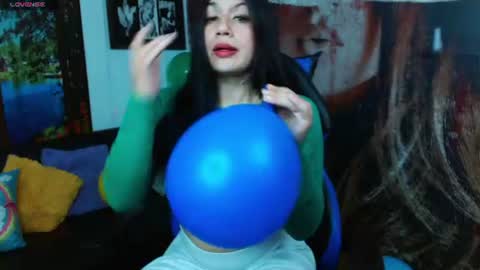 Gigi 3 online show from June 16, 9:30 pm