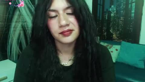 Gigi 3 online show from July 28, 3:21 pm