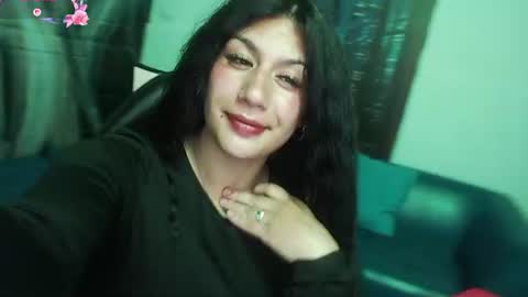 Gigi 3 online show from July 28, 4:39 pm