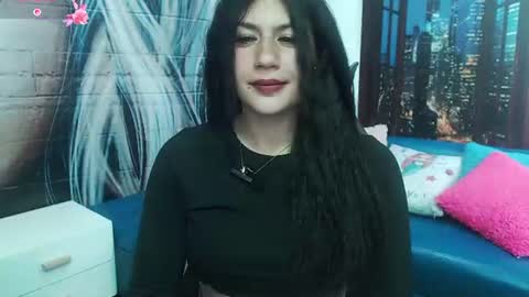 Gigi 3 online show from July 28, 6:20 pm