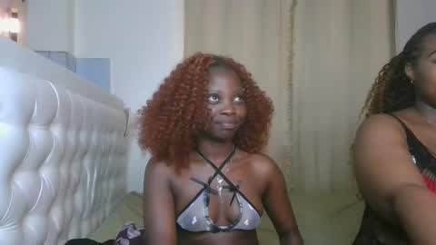 gigi_pearls online show from March 14, 2:21 pm