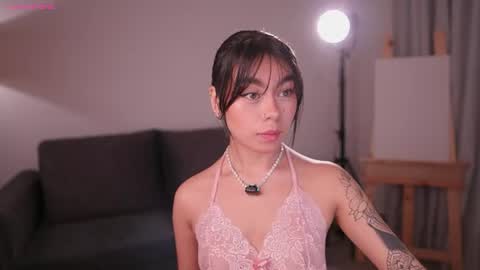 GIGI online show from July 14, 2:38 am