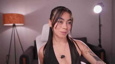 GIGI online show from May 3, 6:19 am