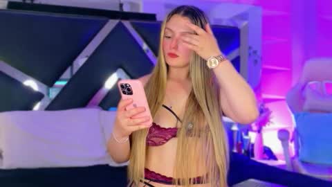 Giigii online show from March 17, 9:20 pm