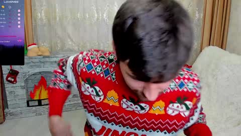 gilbertogonzales online show from December 18, 3:44 pm