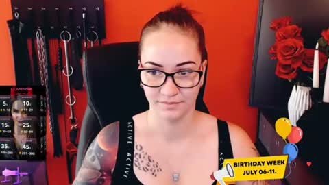 gina_hotlick online show from June 26, 7:25 am