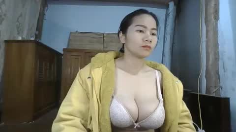 gina_sugar online show from January 8, 2:28 am
