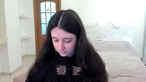 Kate online show from April 29, 8:19 am