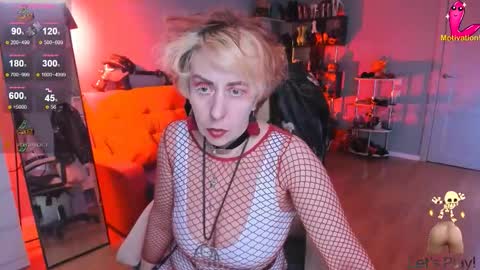 Gina Moor online show from December 15, 4:52 am