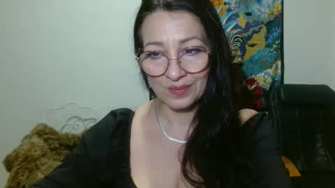 GinaONeon online show from April 29, 7:51 pm