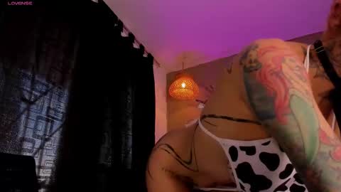 Ginebra online show from October 25, 3:56 pm