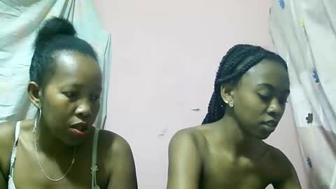 Ginette9794 online show from October 12, 1:59 pm