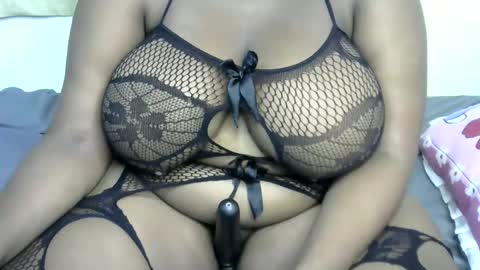 ginger_babes1 online show from November 16, 8:38 am