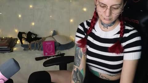Snapshot of ginger_stay chatting on October 3, 12:31 am Ginger online show from October 3, 12:31 am