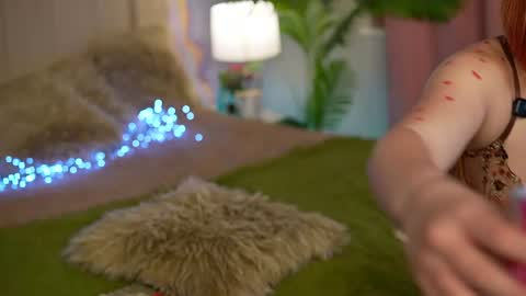 Ginger Pink online show from August 2, 1:02 pm