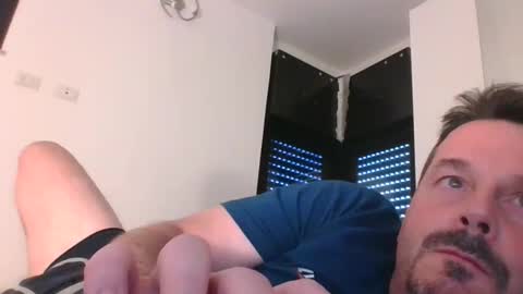 gio_021 online show from September 21, 4:00 pm