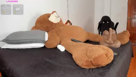 gio_gray online show from July 7, 7:23 am