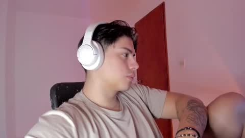 GioRusso online show from January 17, 3:43 pm