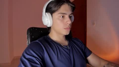 GioRusso online show from December 22, 10:27 pm