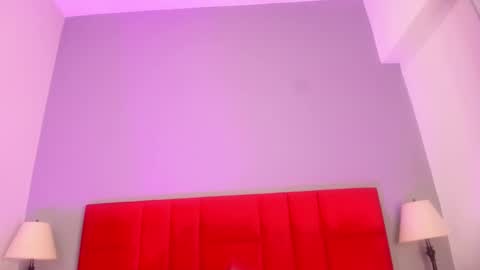 Snapshot of giovanna_oliveira chatting on September 28, 6:55 am Giovanna online show from September 28, 6:55 am