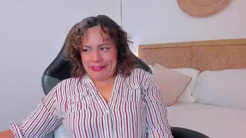 G I S E P L A online show from April 30, 8:47 pm