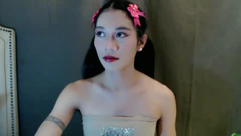 Vanessa online show from June 24, 6:09 am