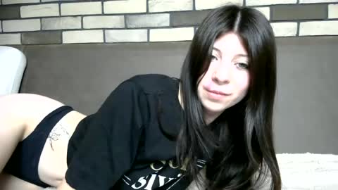 girl_cute007 online show from July 1, 8:06 pm