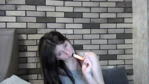 girl_cute007 online show from May 2, 9:53 pm