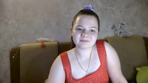 girl_cute07 online show from May 1, 9:20 pm