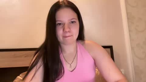 girl_cute07 online show from July 22, 7:05 pm