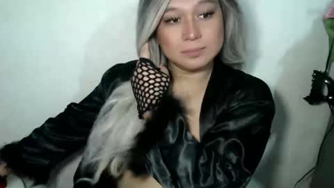 Nica online show from April 9, 12:33 pm