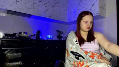 girl_shy07 online show from April 30, 7:08 pm