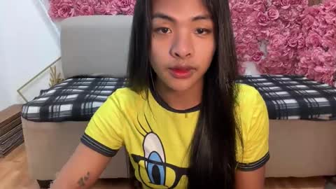 queen ronna online show from September 26, 8:00 am