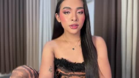 queen ronna online show from June 27, 3:51 pm