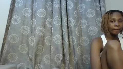 Snapshot of girlnextdoor60 chatting on October 21, 1:33 am Sexy online show from October 21, 1:33 am
