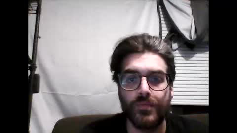 girthybat online show from December 15, 6:31 am