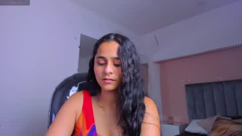 GISELLE ROLDAN online show from July 11, 3:55 am