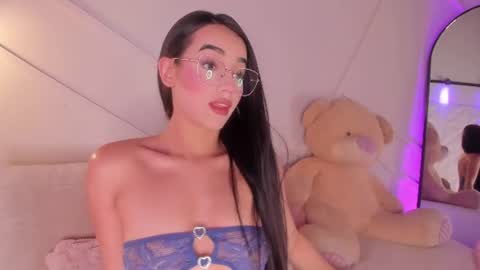 GisellePalmer  online show from June 22, 6:15 pm