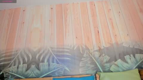 Gisell STREAMING SCHEDULE 1400 - 2130 GMT-5 online show from February 4, 6:49 pm