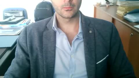 giuseppevai1 online show from May 4, 8:10 am