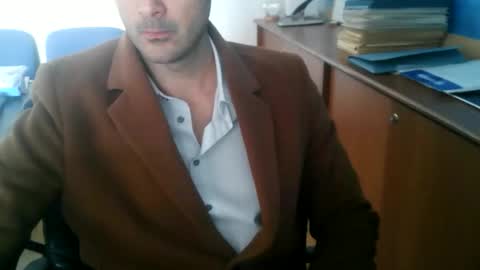 giuseppevai1 online show from November 24, 11:53 am