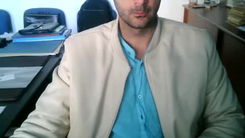 giuseppevai1 online show from April 29, 8:08 am