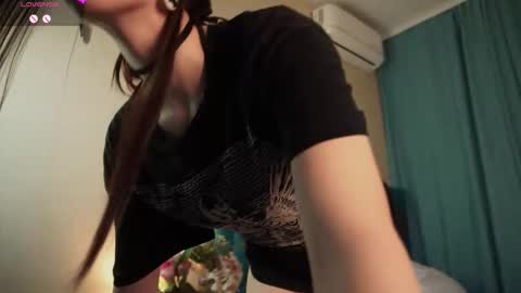 Agness online show from March 6, 3:33 pm