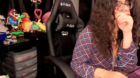 glaceon9 online show from September 27, 6:33 am