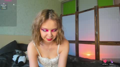 Sara online show from May 6, 4:40 am